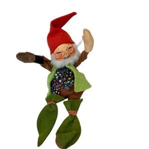 Vintage Annalee Mobilitee 1979 Christmas Elf Doll Gnome Hat Vest Green Brown